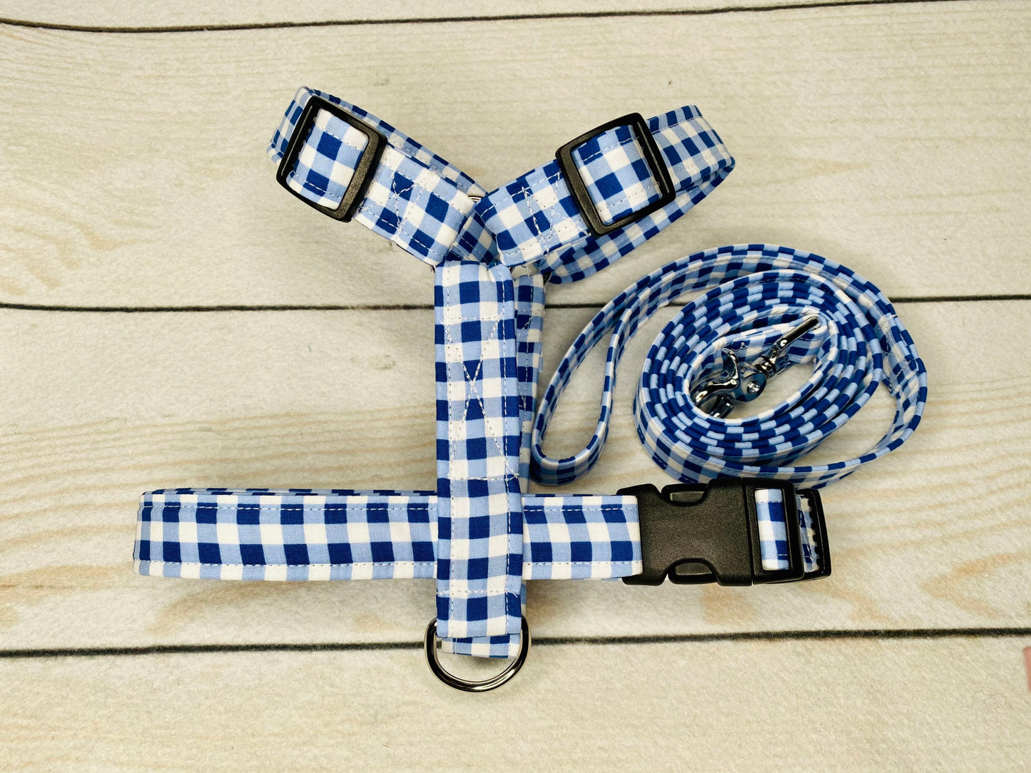 Blue and white gingham Dog harness and leash set, step in harness, standard harness, roman harness, dog harness set, gingham dog harness, blue gingham, plaid