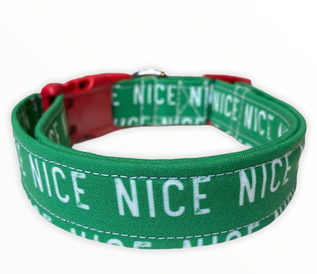 Dog collar, Christmas dog collar, nice dog collar, fabric dog collar, adjustable, funny dog collar, green, nice, Christmas