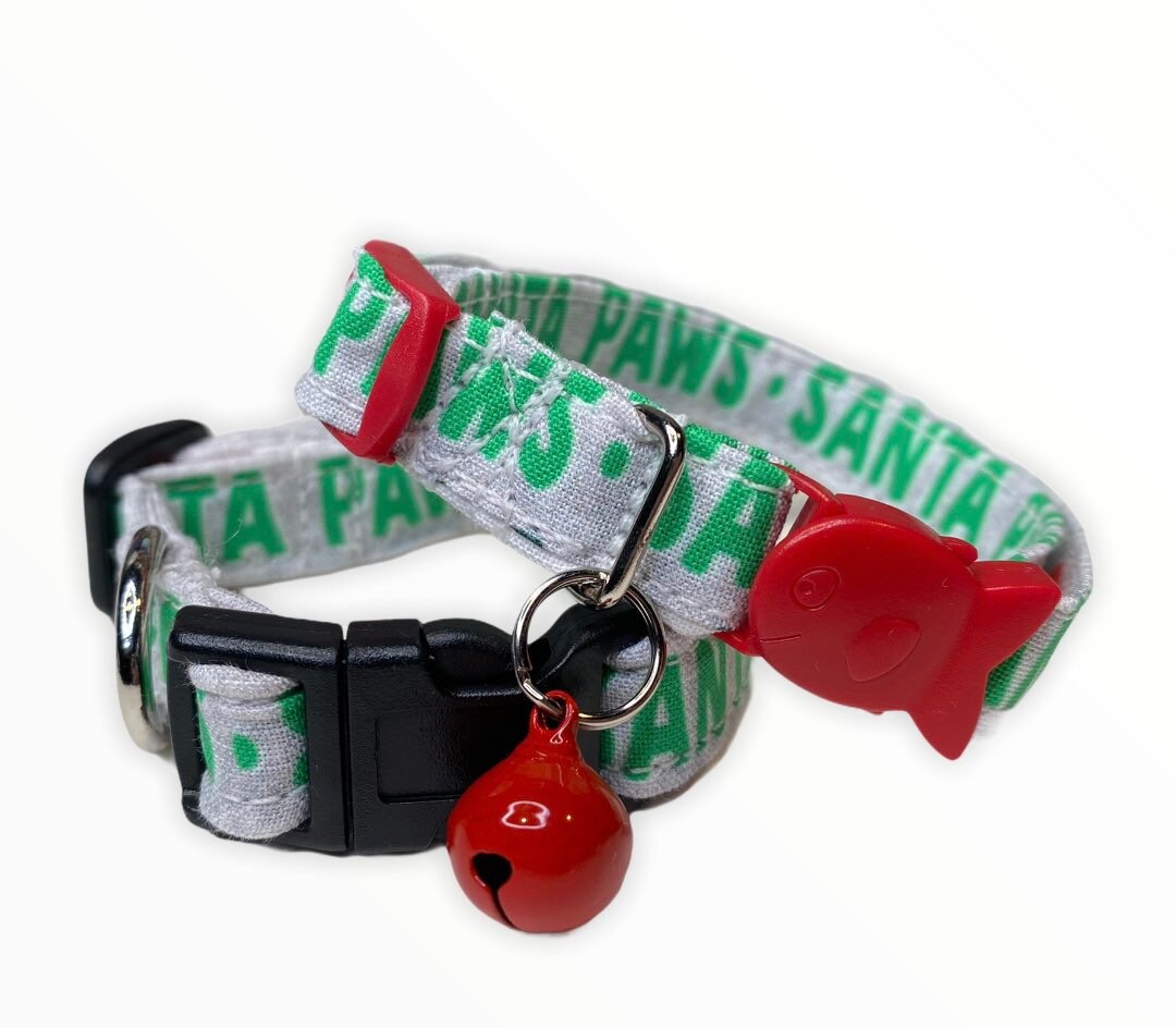 Dog collar, Christmas dog collar, Santa paws dog collar, fabric dog collar, adjustable, nylon dog collar, green, red, Santa paws, Christmas