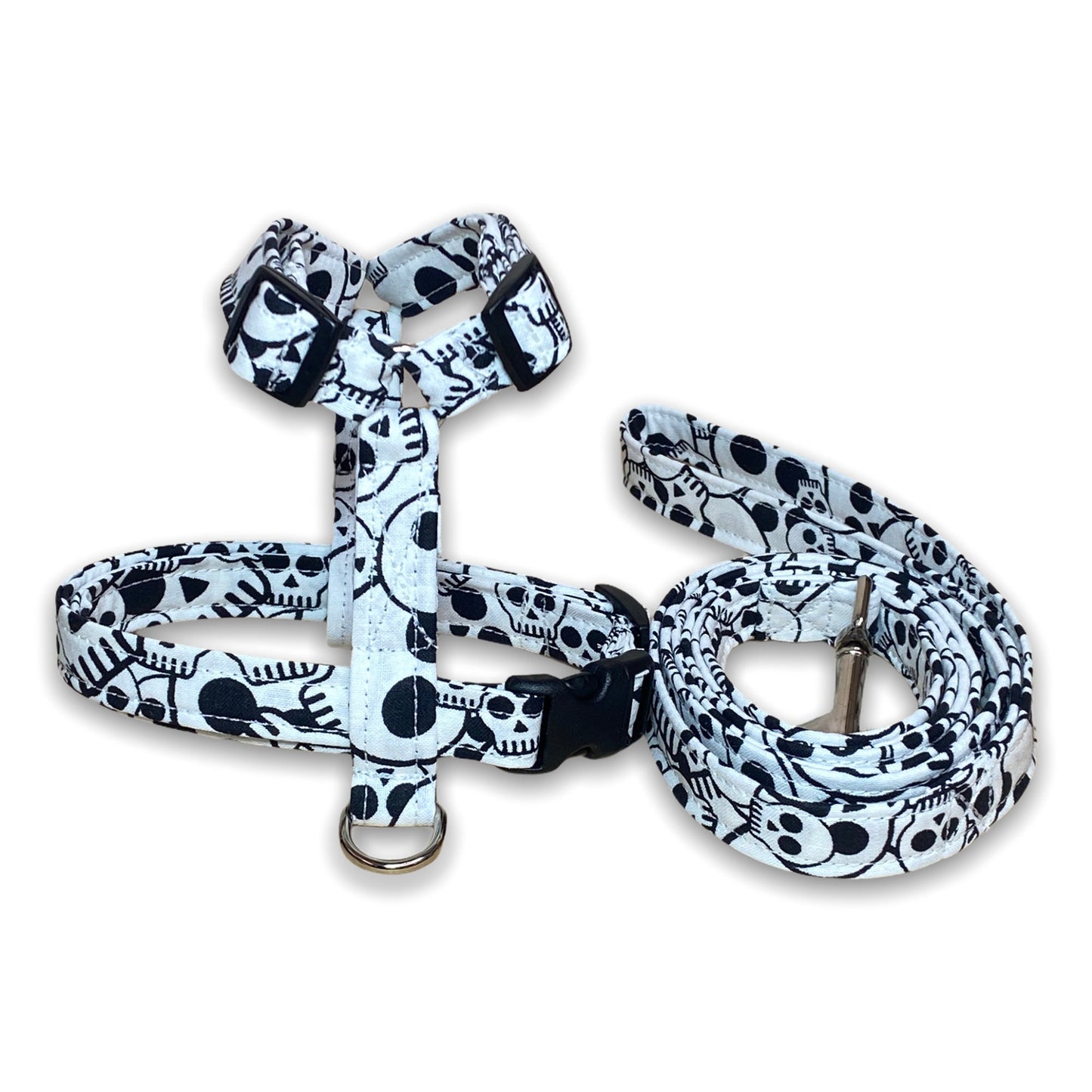Skull dog harness and leash set, step in dog harness, standard Roman dog harness, white, black, adjustable dog harness, fabric dog harness