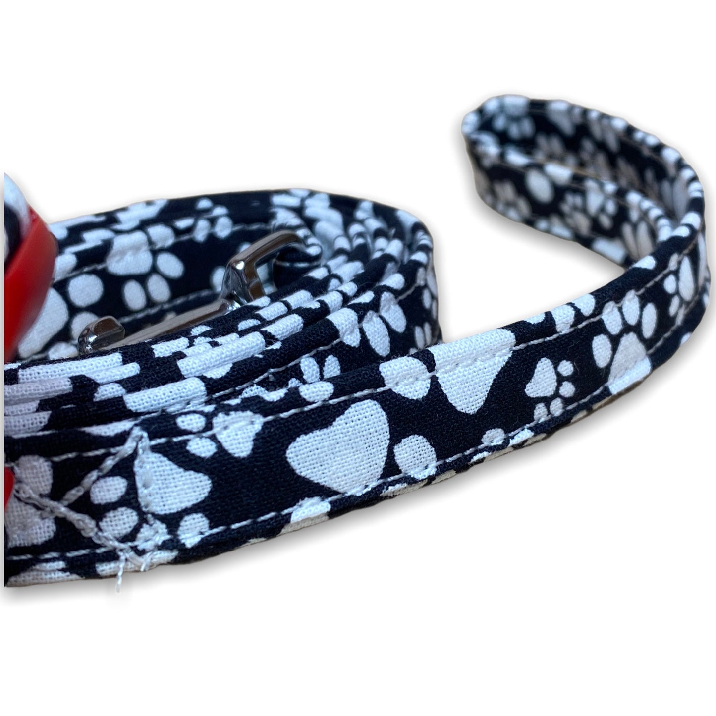 Paw dog harness and leash set, standard Roman harness, step in harness, adjustable dog harness, washable, black, white, paws, matching leash